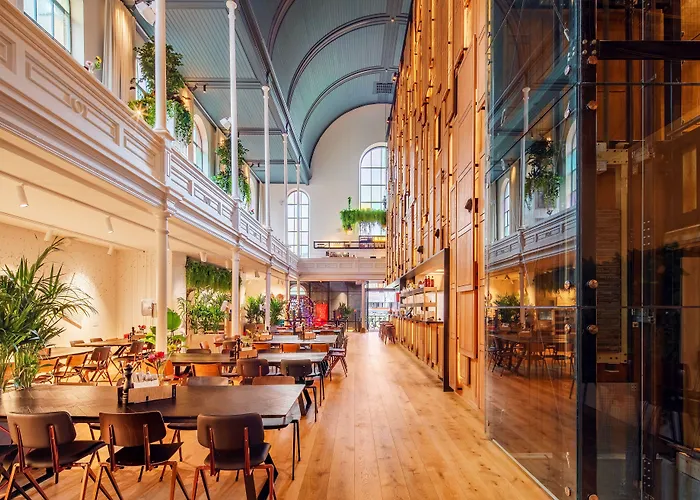 Strandhotel: Bunk Hotel Utrecht